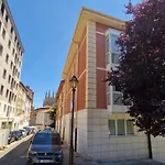 Daire Junto A La Catedral Burgo