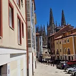 Daire Junto A La Catedral Burgo
