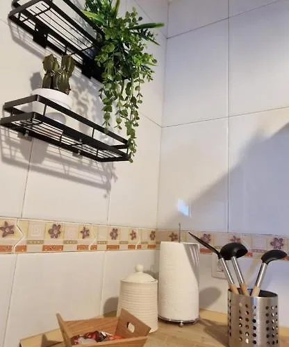 Junto A La Catedral * Burgo