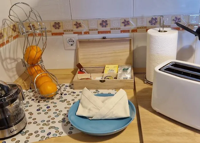 Junto A La Catedral Burgo